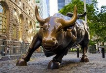 Morto lo scultore italiano autore del Toro di Wall Street
