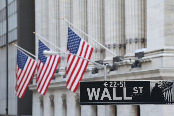Wall Street in rialzo dopo i dati lavoro Usa, Nasdaq e S&P 500 aggiornano i record