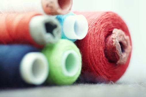 Clean Clothes Campaign, un salario dignitoso per chi lavora nel tessile