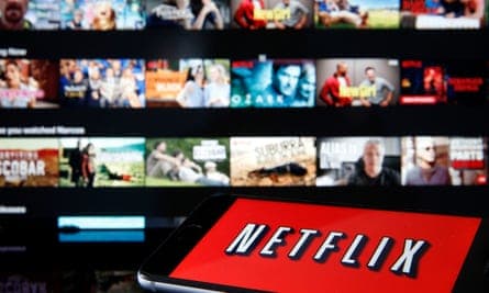 Netflix e la guerra agli account condivisi: iniziati i primi blocchi in Italia